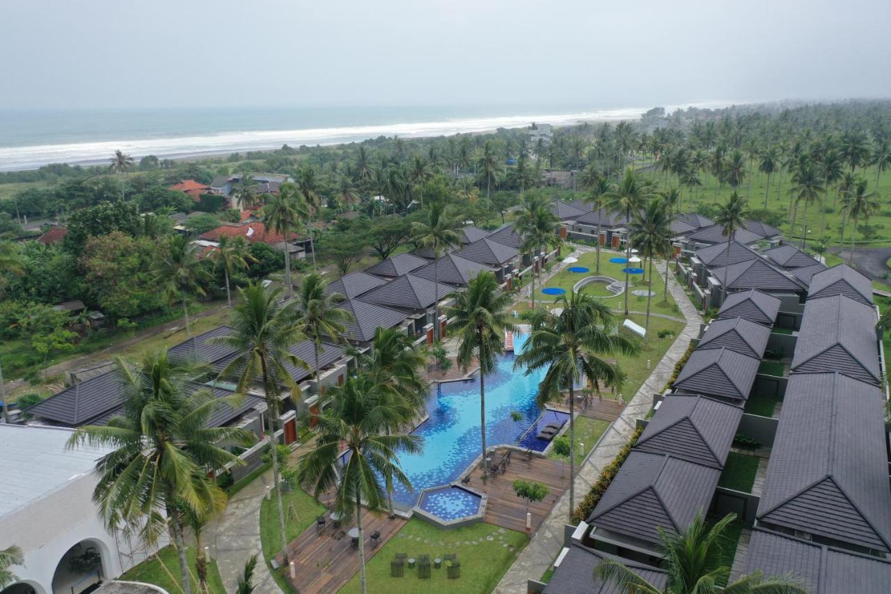 The Allure Villas Managed By Sahid パンガンダラン エクステリア 写真